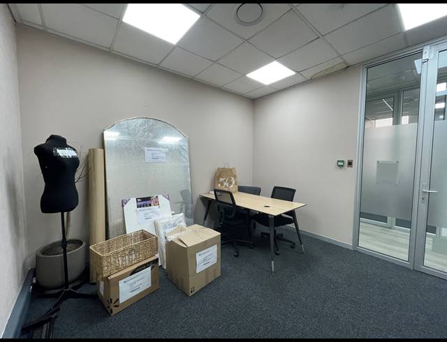 26M² OFFICE TO LET IN SANDTON CENTRAL